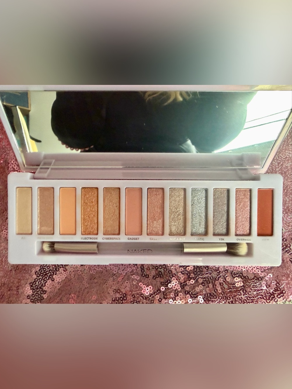 🎀DISCONTINUED Urban Decay NAKED Cyber Eyeshadow Palette🎀